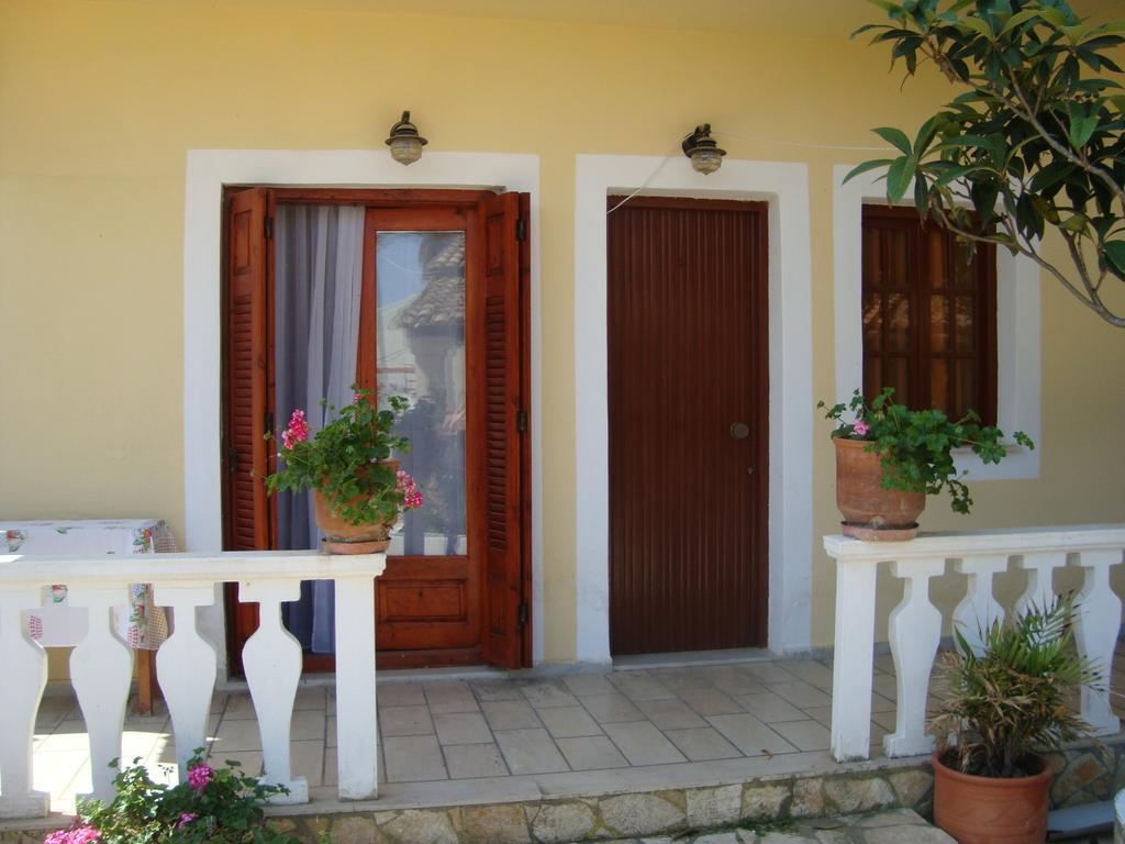 Apartment Victoria Agios Georgios  Zewnętrze zdjęcie
