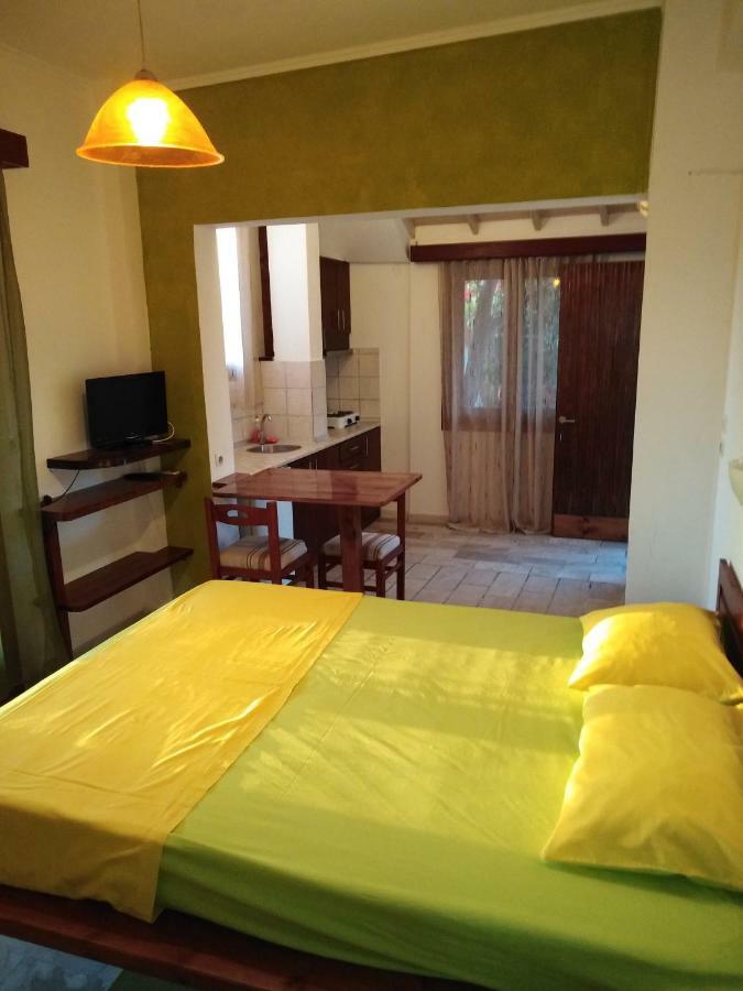 Apartment Victoria Agios Georgios  Zewnętrze zdjęcie