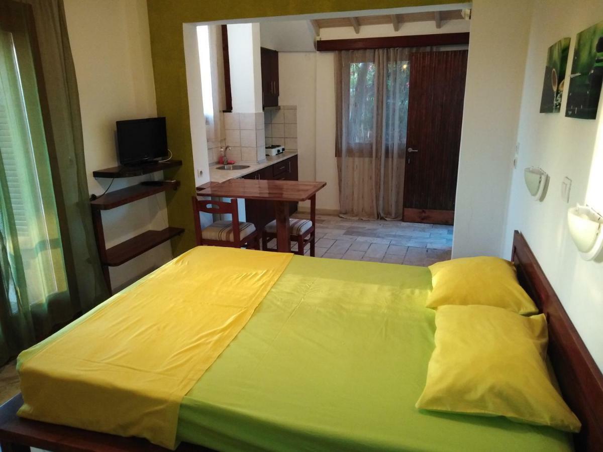 Apartment Victoria Agios Georgios  Zewnętrze zdjęcie